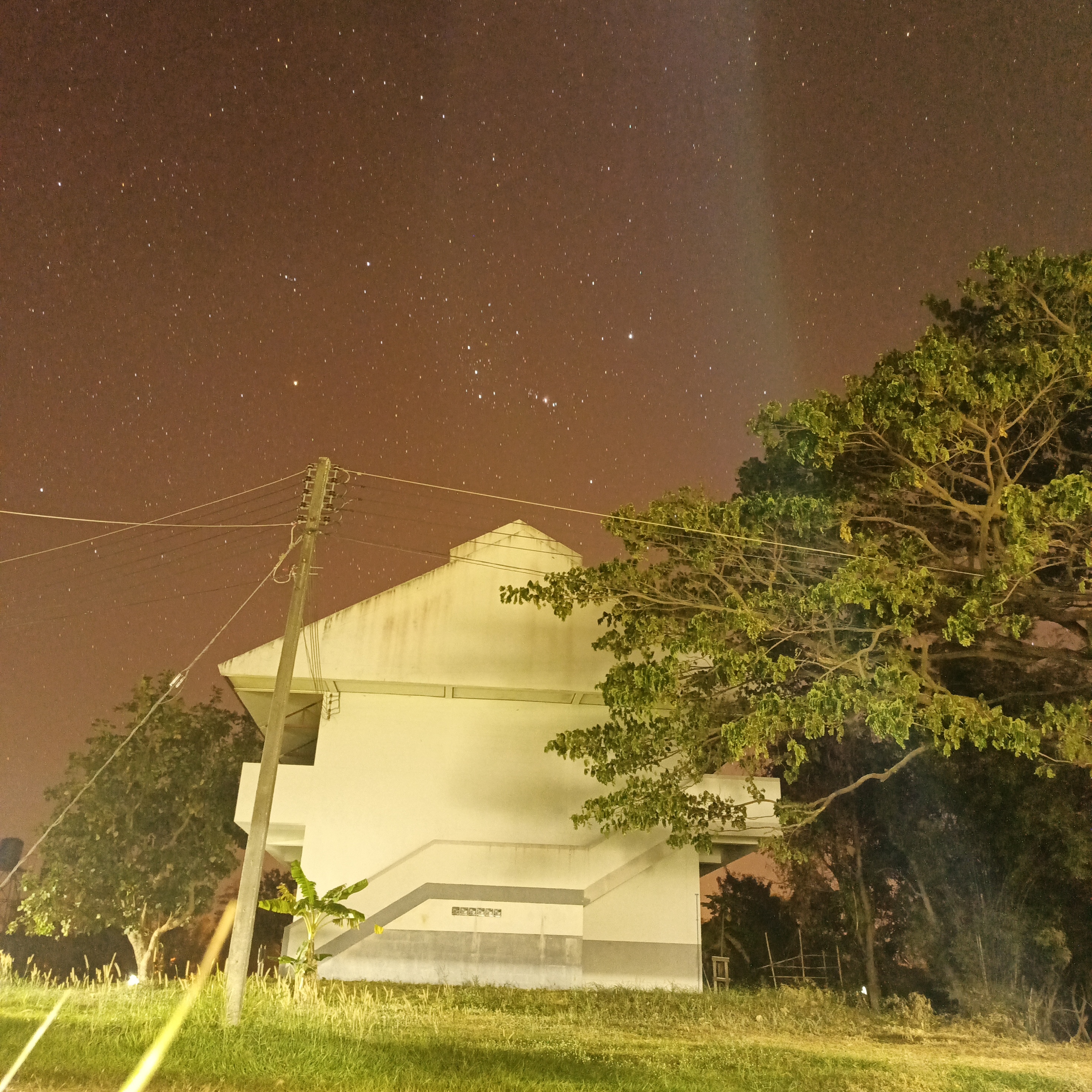 ตึกในโรงเรียนเก่าฉัน